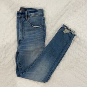 Abercrombie ultra high rise jeans size 0/25